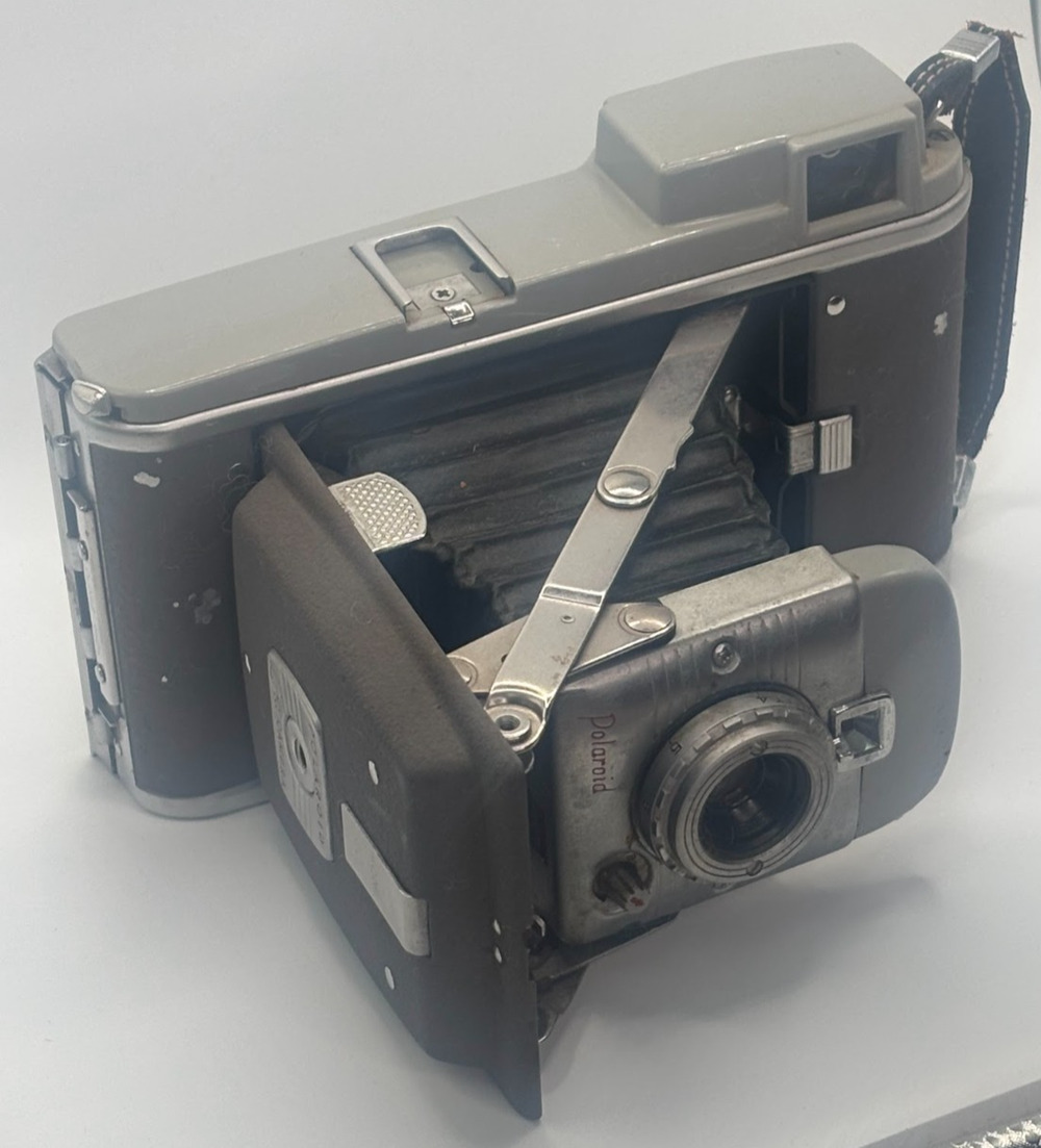 Vintage 1954 Polaroid Land Camera Model 80 Highlander - Tested Working Shutter